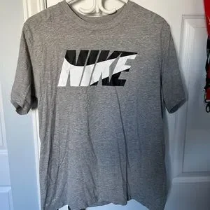 Nike shirts under $10 sale